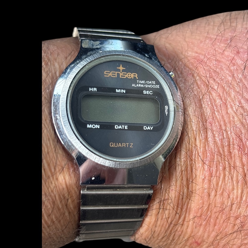 Vintage Sensor Digital Quartz Watch